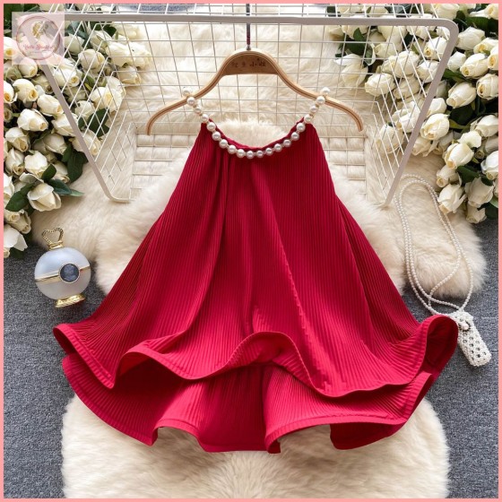 HB6994 Women's A sophisticated and elegant halter top with a touch of edgy a loose-fitting camisole top with a sophisticated, high-end