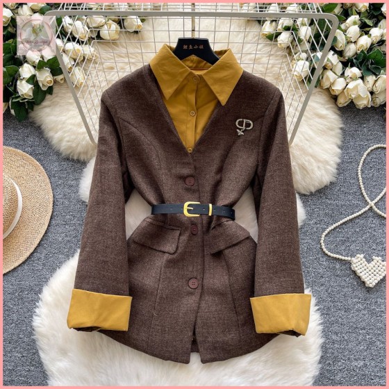 HB7023 Merlad's retro-chic woolen blazer for women, featuring a belted waist and a two-piece design.