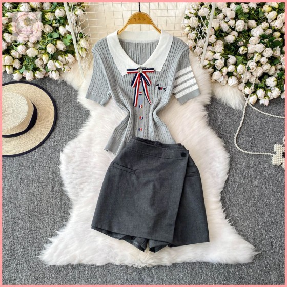 HB6925 Sweet and youthful preppy style color-blocked embroidered collar knit T-shirt set with high-waisted slimming split shorts